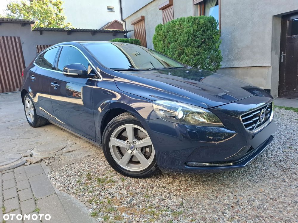 Volvo V40 D4 Momentum - 18