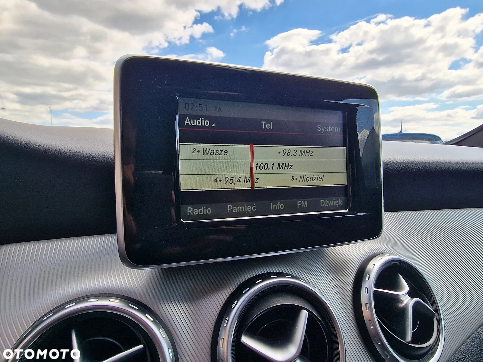 Mercedes-Benz GLA 200 - 14
