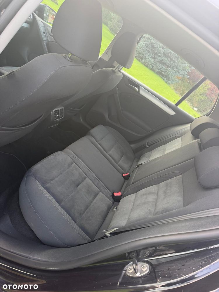 Volkswagen Golf 1.6 TDI DPF DSG Highline - 14