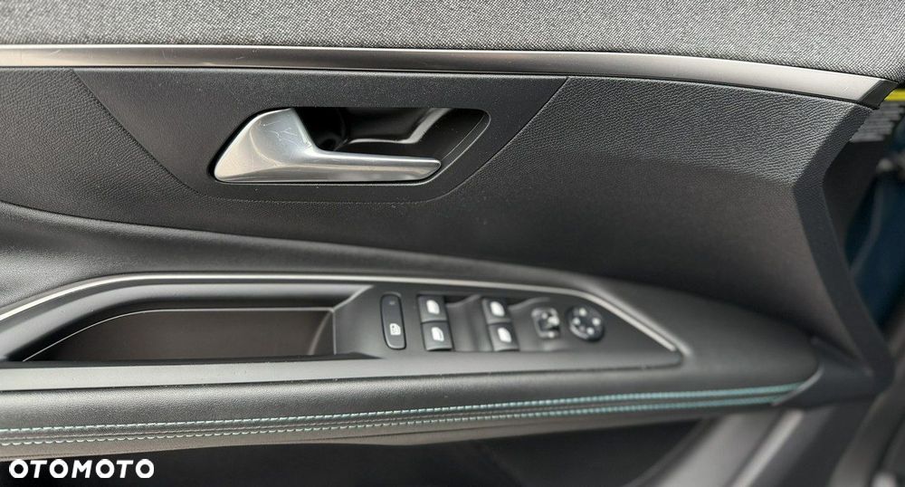 Peugeot 3008 1.6 PureTech Hybrid PHEV Allure Pack S&S EAT8 - 20