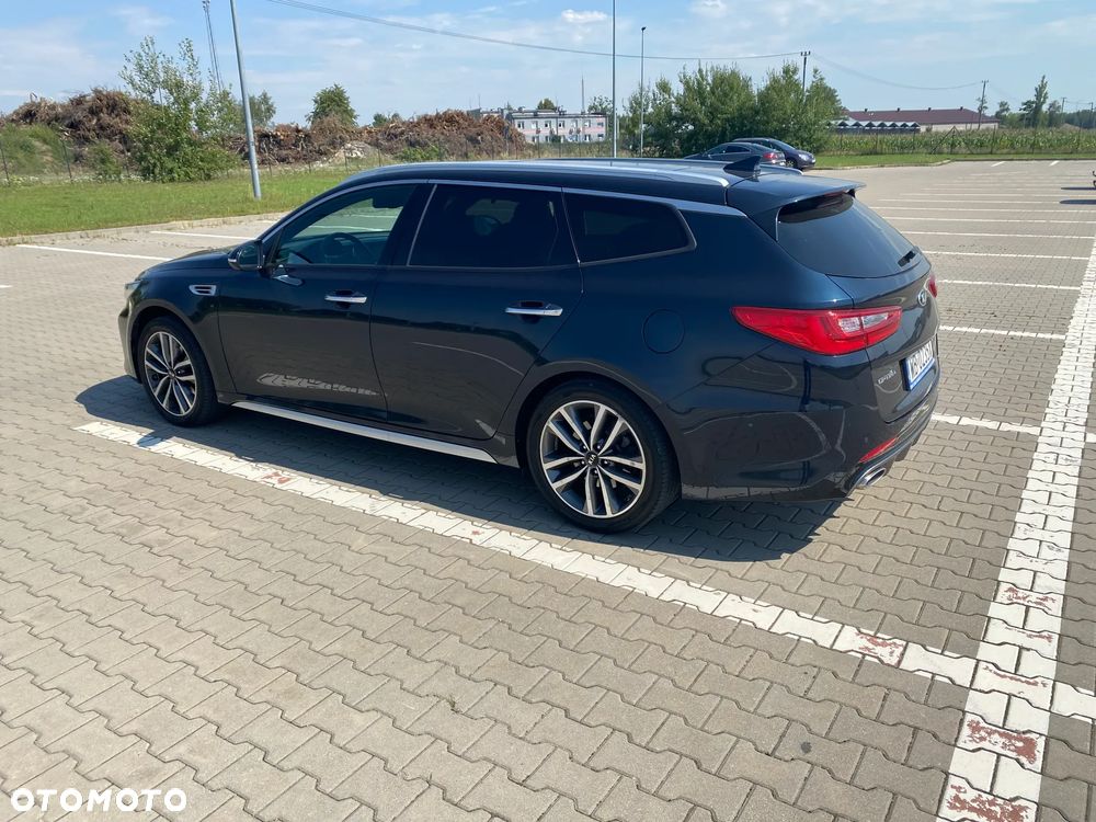 Kia Optima - 4