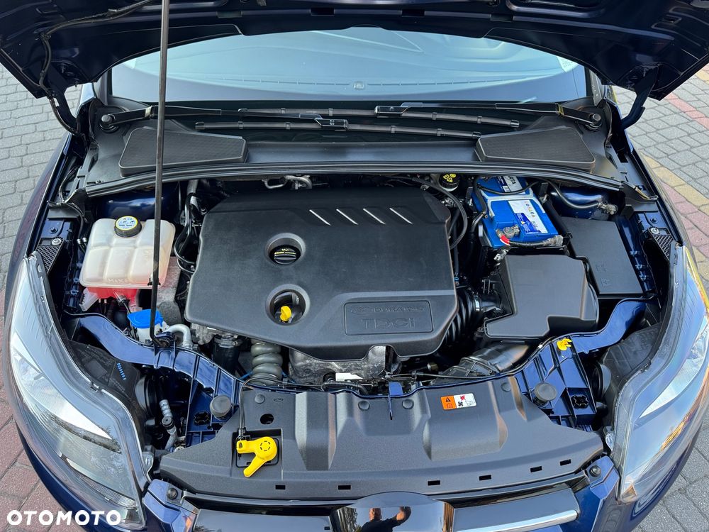 Ford Focus 1.6 TDCi DPF Champions Edition - 23