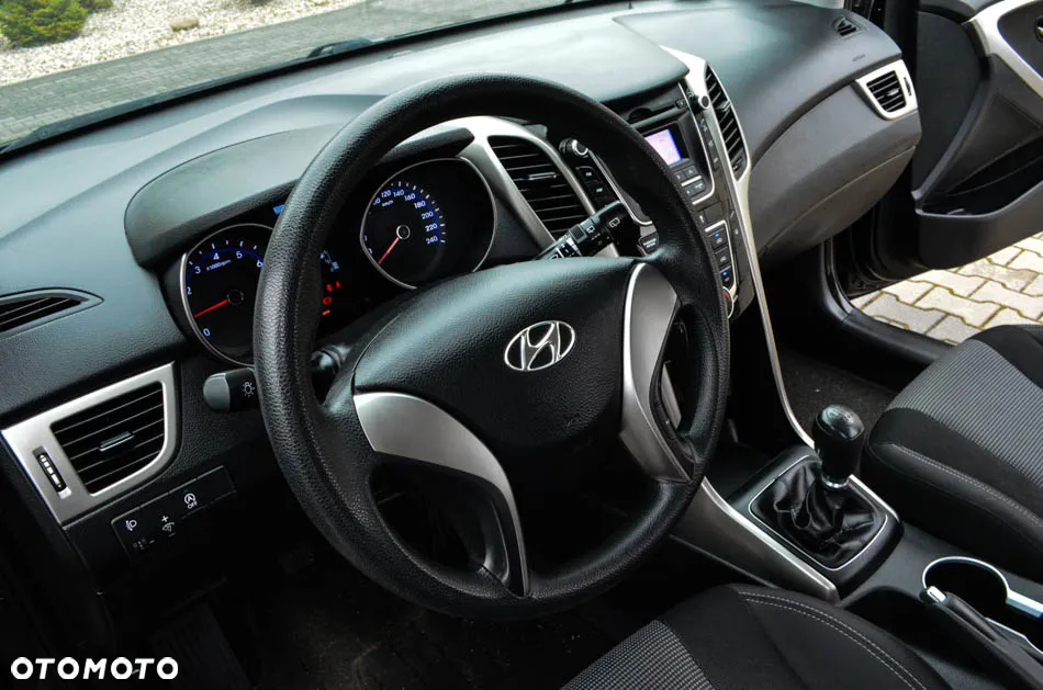 Hyundai i30 1.4 Comfort - 23