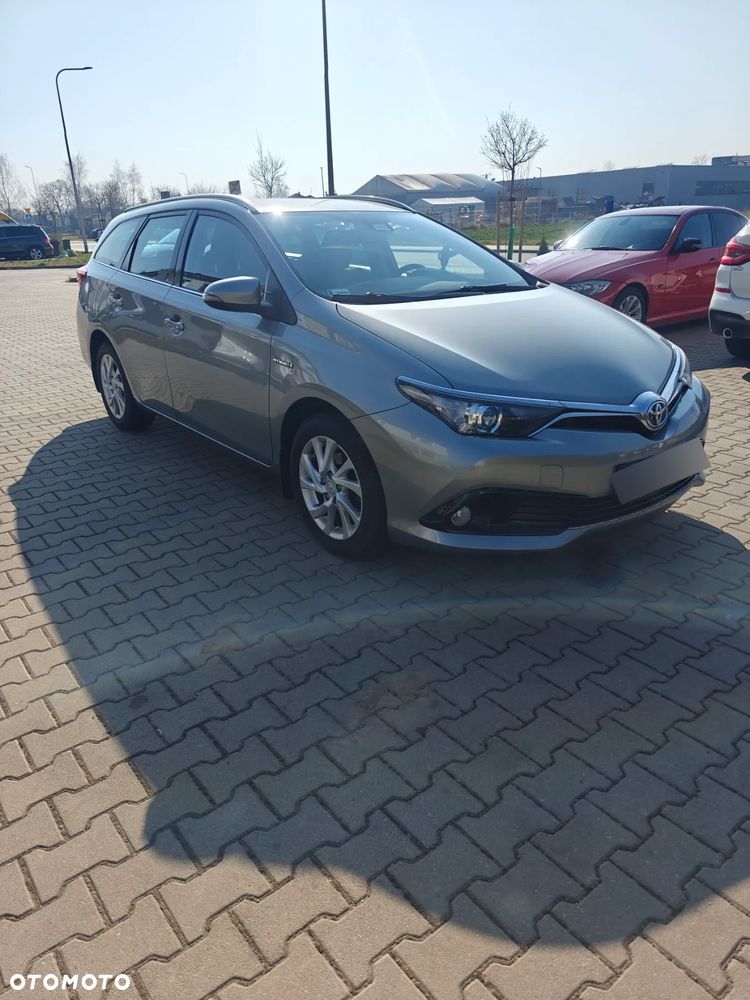 Toyota Auris Hybrid 135 Freestyle - 1