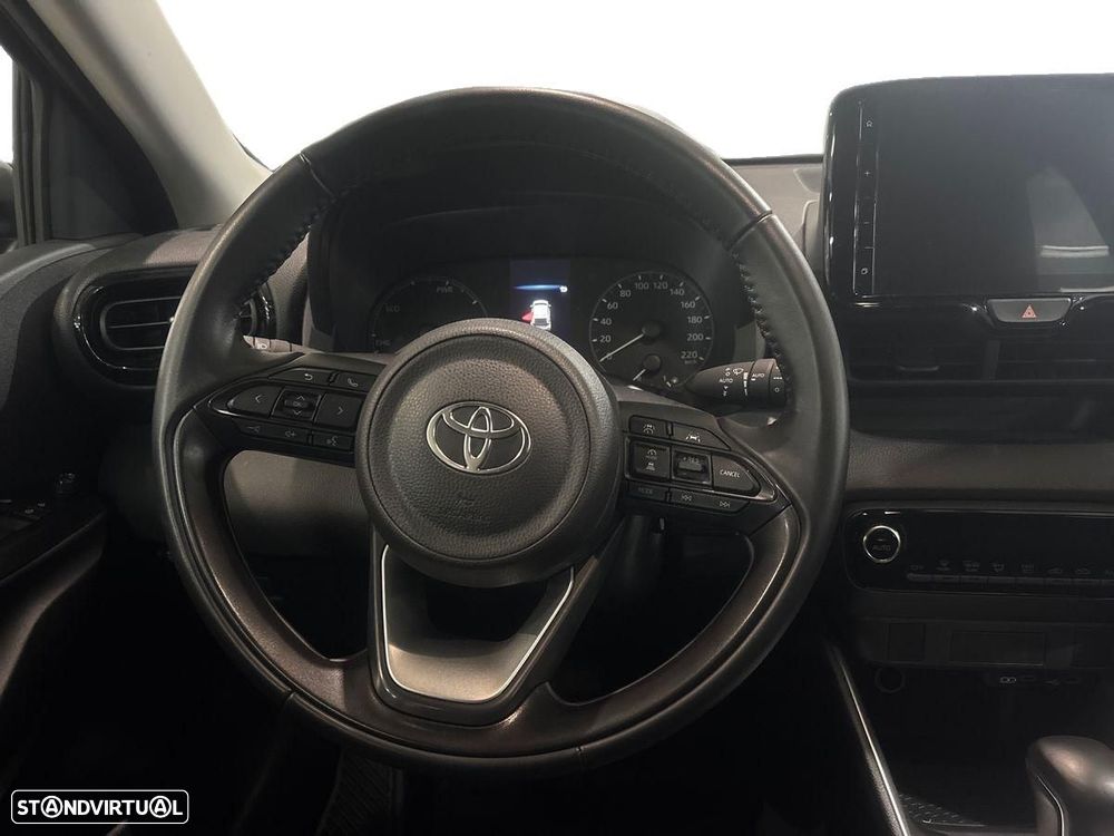 Toyota Yaris - 18