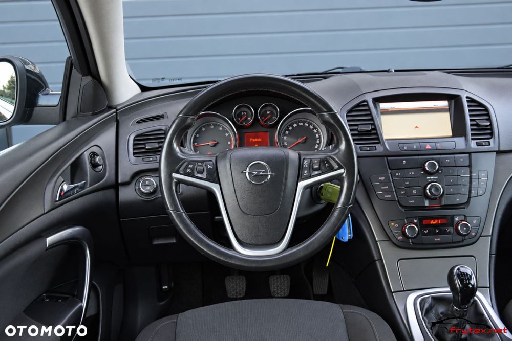 Opel Insignia - 29