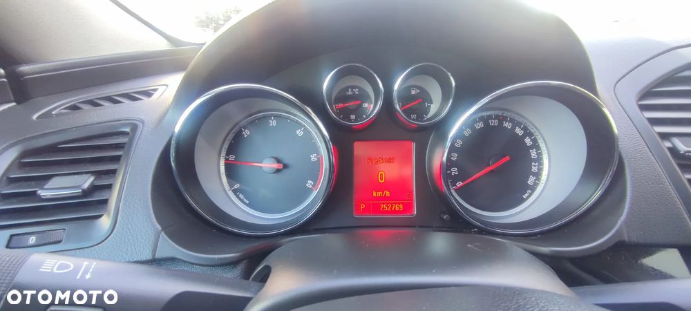 Opel Insignia 2.0 CDTI Cosmo - 13