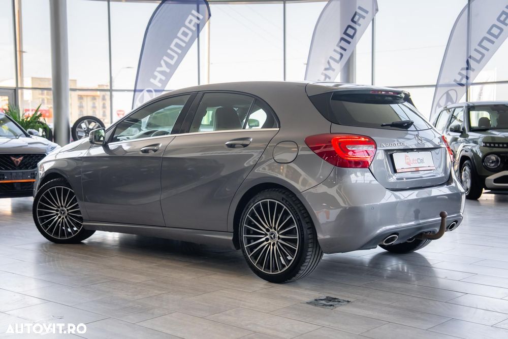 Mercedes-Benz A 200 CDI 4Matic 7G-DCT - 11