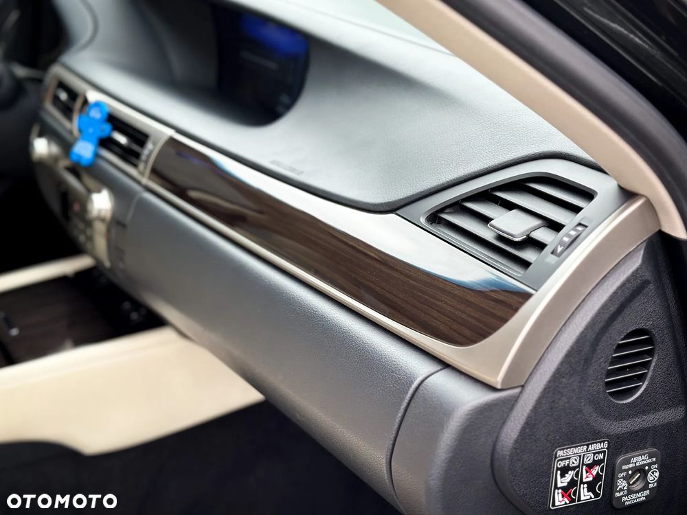 Lexus GS 200t / 300 Elegance - 36