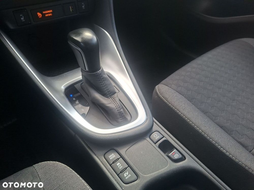 Toyota Yaris Hybrid 1.5 Comfort - 26