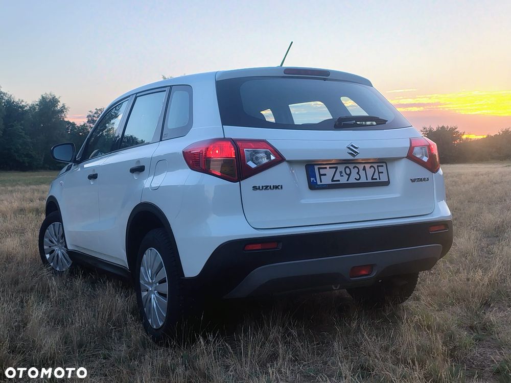 Suzuki Vitara 1.6 Comfort 2WD - 20