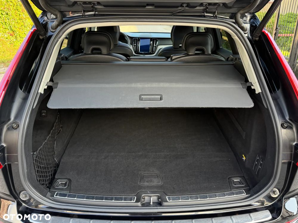 Volvo XC 60 T8 AWD Plug-In Hybrid Inscription - 34