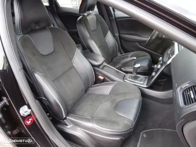 Volvo V40 2.0 D2 R-Design - 36