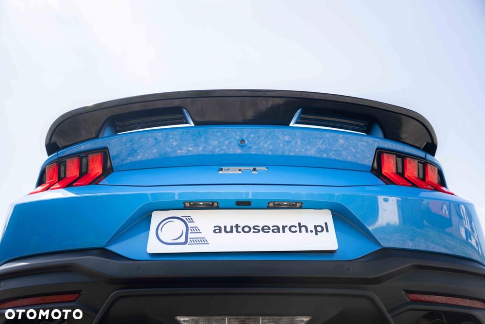 Ford Mustang - 12