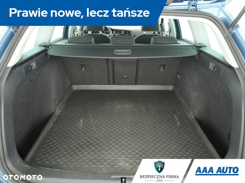 Volkswagen Golf Variant - 12