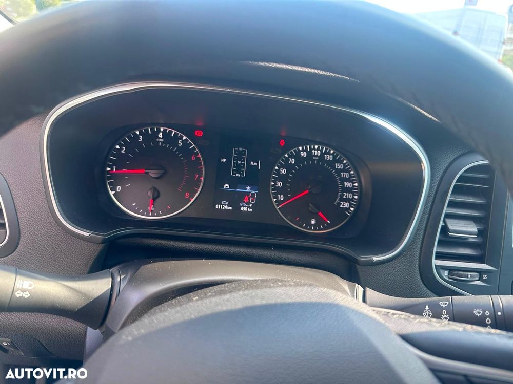 Renault Megane TCe 140 GPF Life - 6