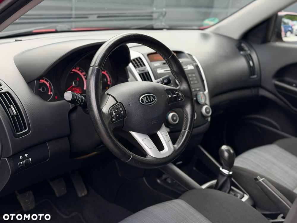 Kia Ceed Cee'd 1.4 Comfort - 11