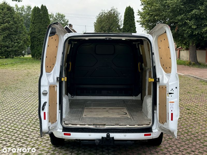 Ford Transit Custom - 11