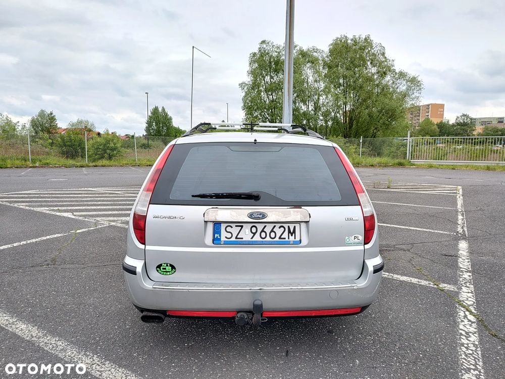 Ford Mondeo 2.0 TDCI DPF Trend - 11