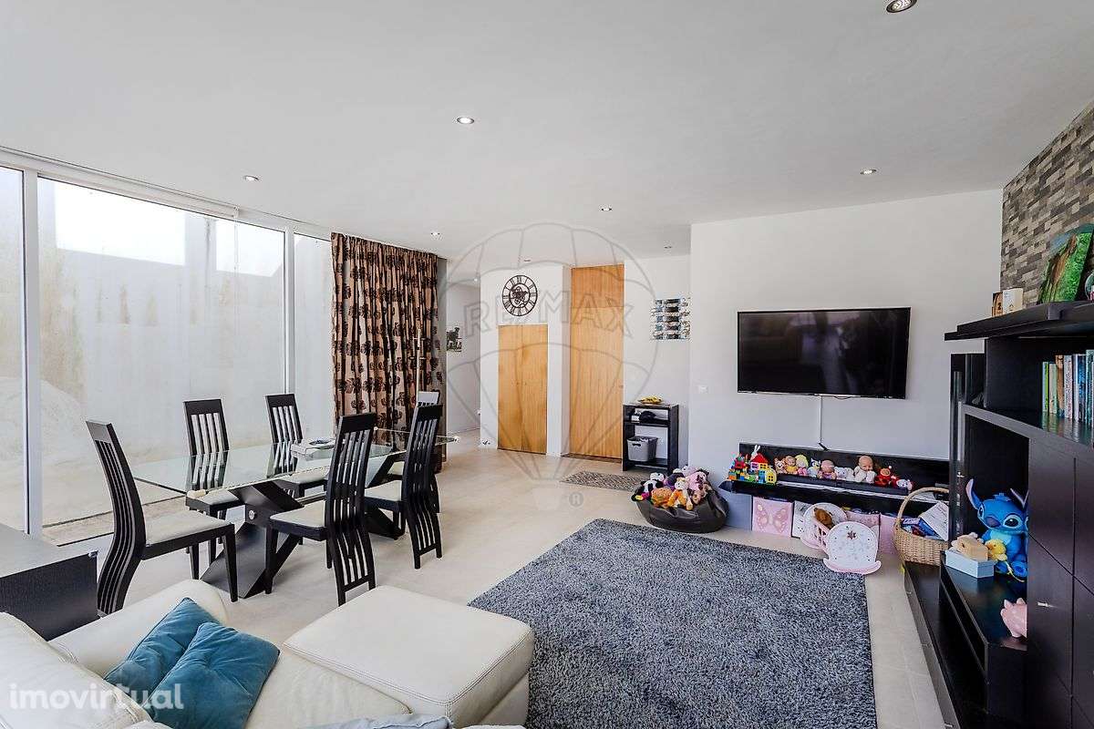 Moradia T3 para venda - Grande imagem: 2/28