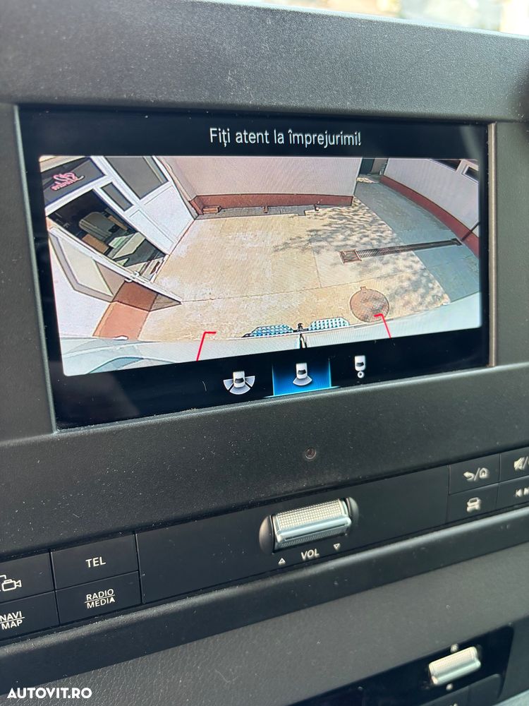 Mercedes-Benz Sprinter - 10