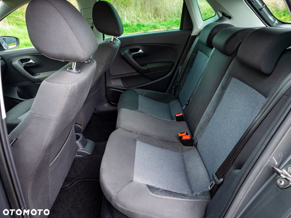 Volkswagen Polo 1.6 TDI DSG Style - 35