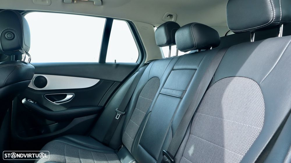 Mercedes-Benz C 220 d Avantgarde Aut. - 30