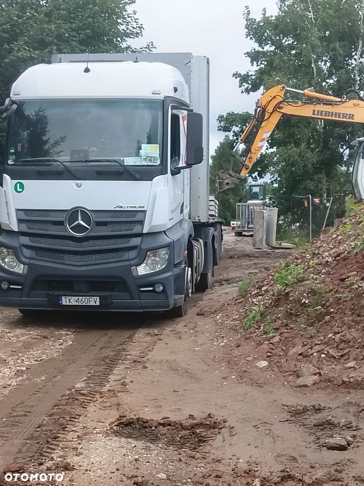Mercedes-Benz Actros - 1