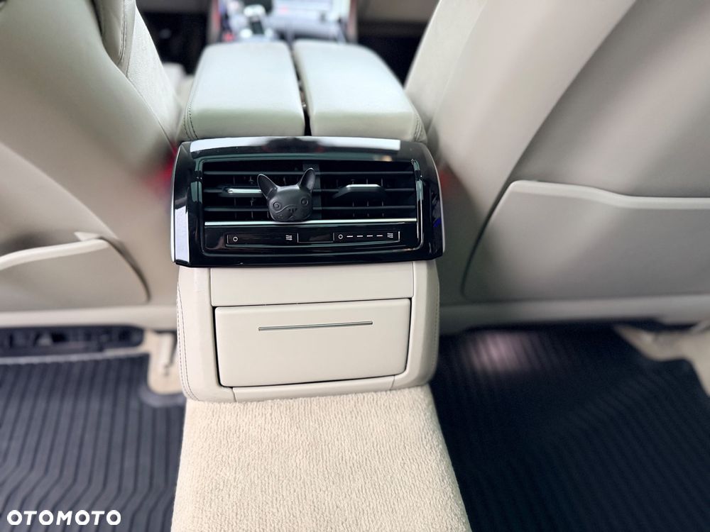 Audi A8 3.0 TDI L Quattro - 24