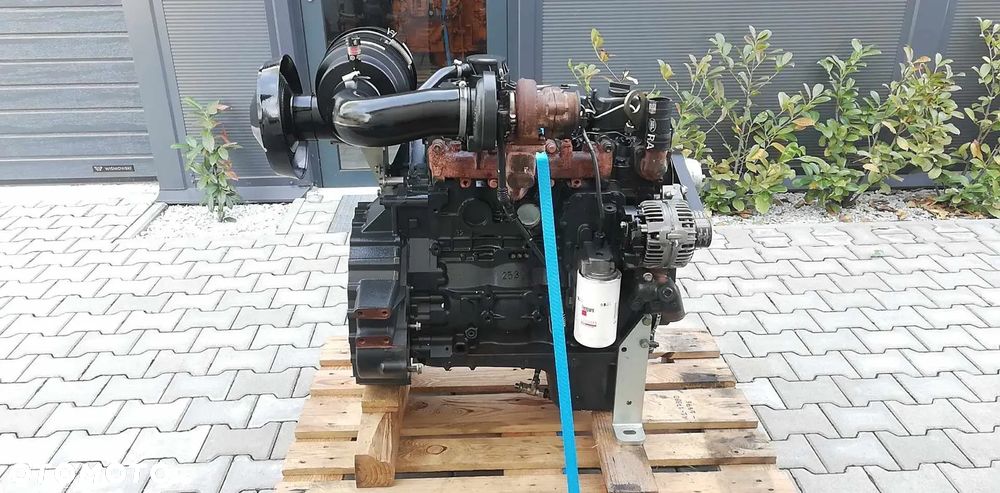 SILNIK FPT F4GE0455C*F650 TURBO 57,4 kW 18 699 zł netto - 8