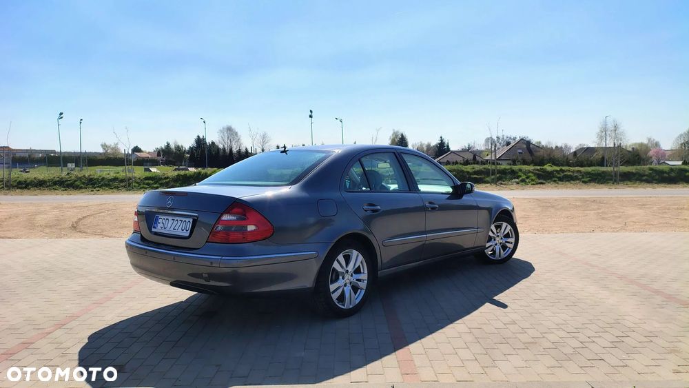 Mercedes-Benz Klasa E - 4