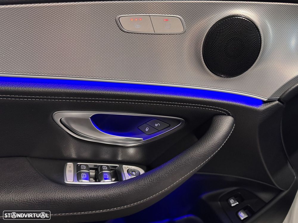 Mercedes-Benz E 300 de AMG Line - 32