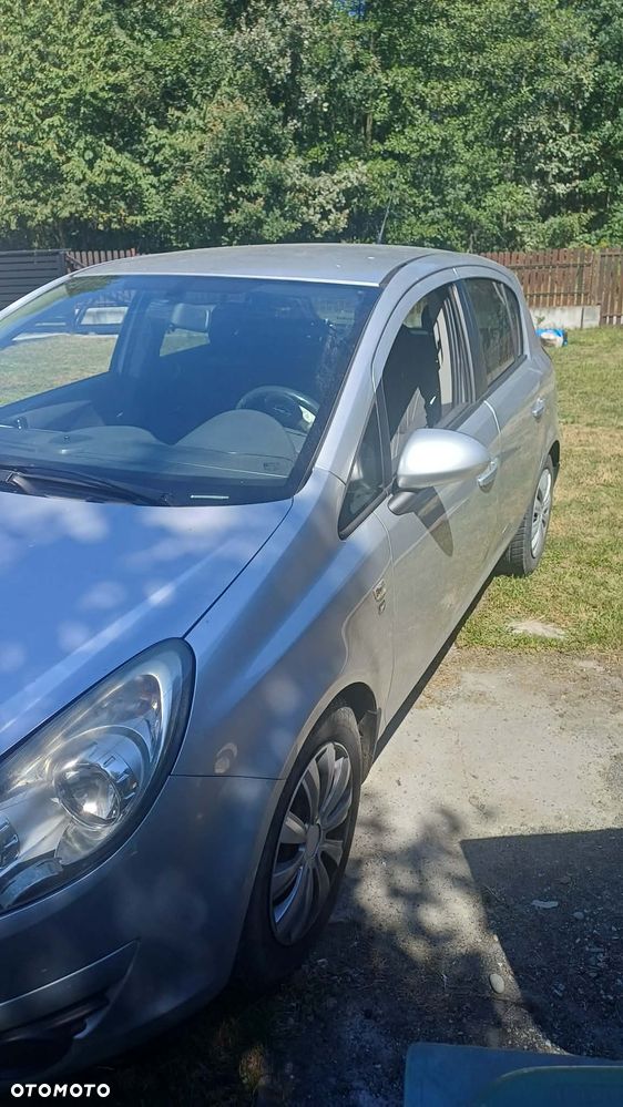 Opel Corsa 1.4 16V Cosmo - 7