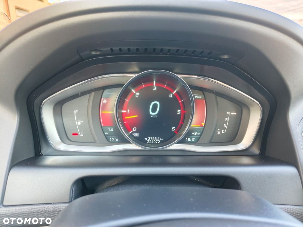 Volvo XC 60 D4 AWD Geartronic Summum - 29