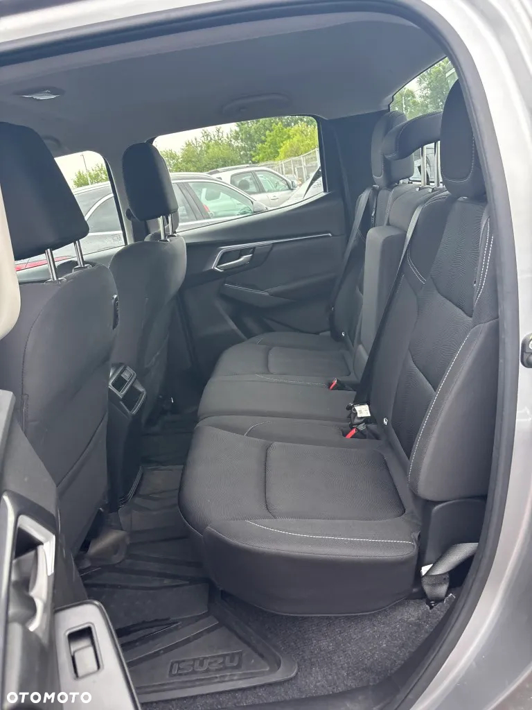 Isuzu D-Max 1.9 DC LS - 5