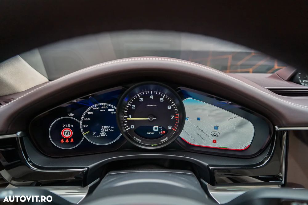 Porsche Panamera - 22