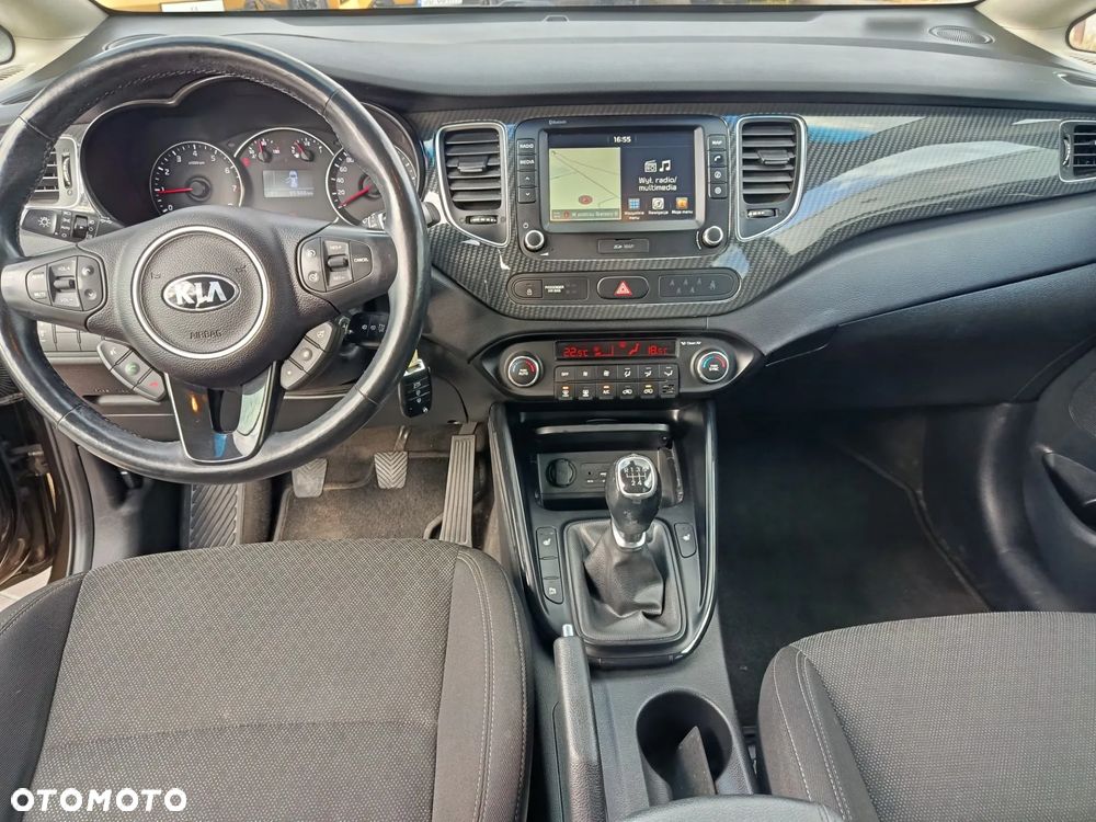 Kia Carens 1.6 GDI L 7os EU6 - 9