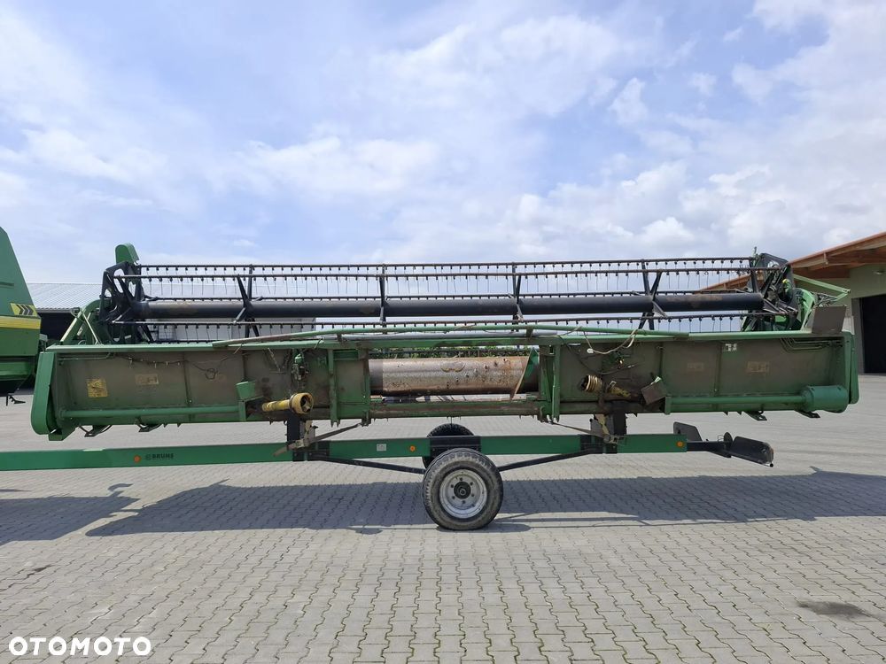 John Deere 2266E - 14