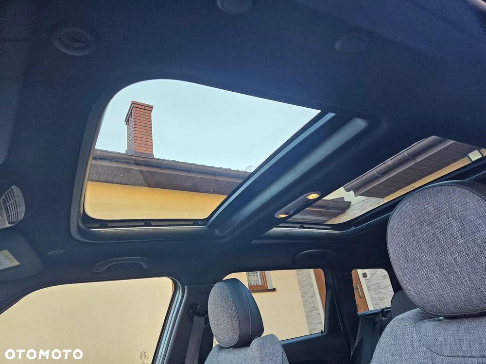 MINI Clubman One Blackyard - 24