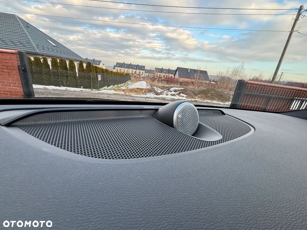 Volvo V60 T8 AWD Recharge Geartronic RDesign - 37