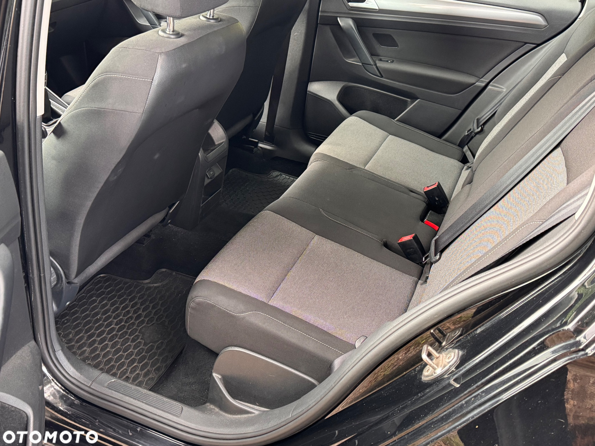 Volkswagen Golf Sportsvan 1.6 TDI BlueMotion Comfortline - 11