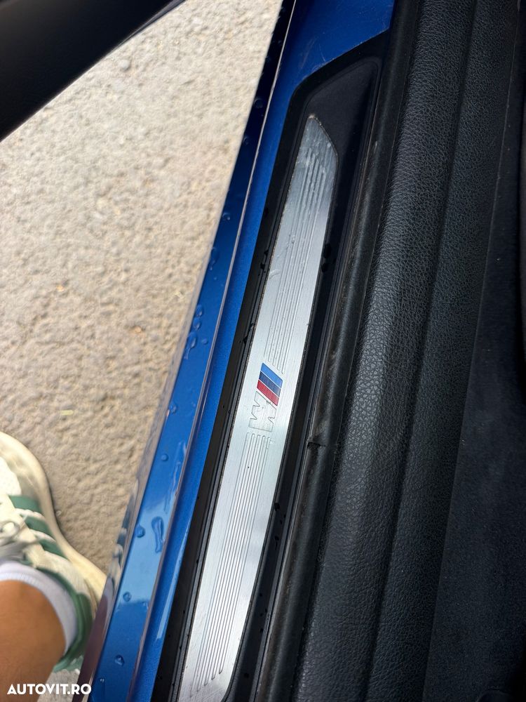 BMW Seria 3 320d Aut. M Sport - 13