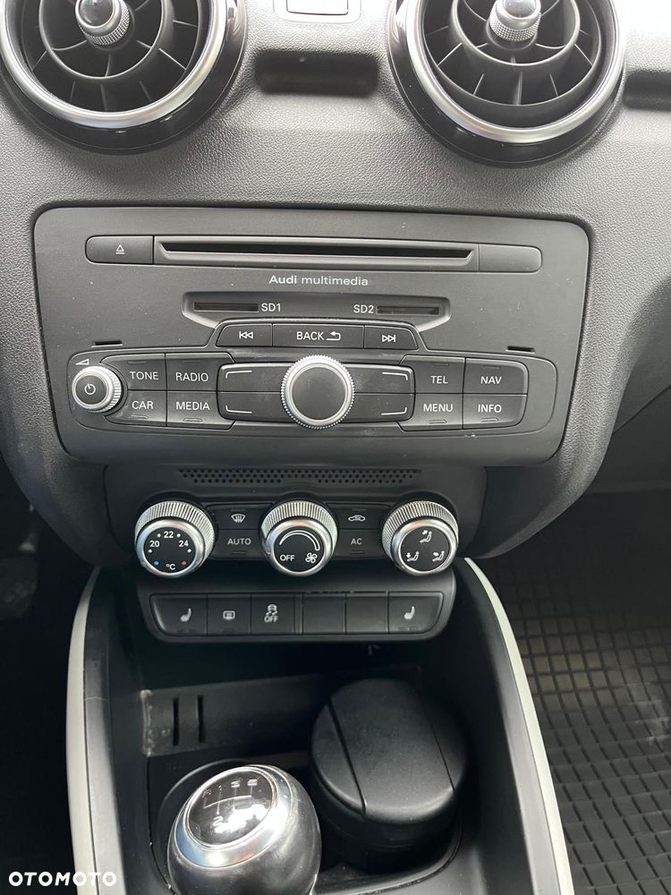 Audi A1 Sportback 1.6 TDI Ambition - 16