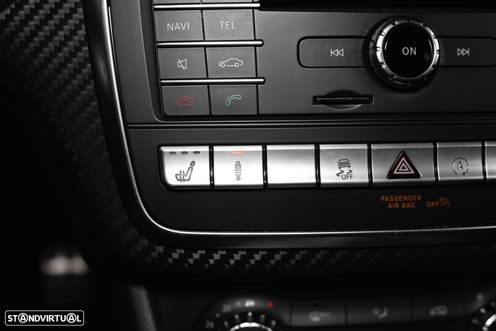 Mercedes-Benz A 45 AMG 4Matic Speedshift 7G-DCT - 33