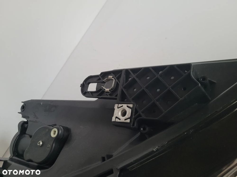 Seat Leon Cupra Formentor 5FG lampa przód prawa full led - 3