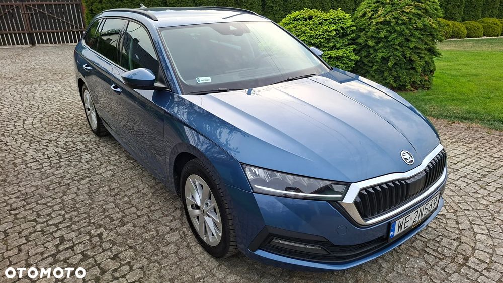Skoda Octavia 2.0 TDI SCR Ambition DSG - 2