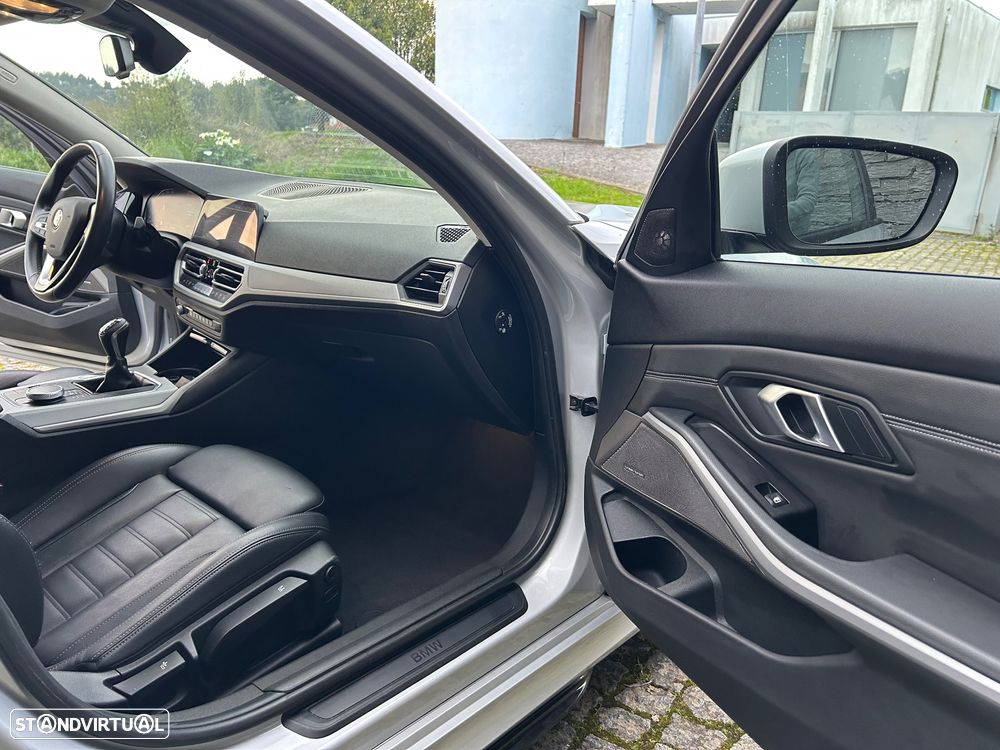 BMW 320 d Line Sport - 19