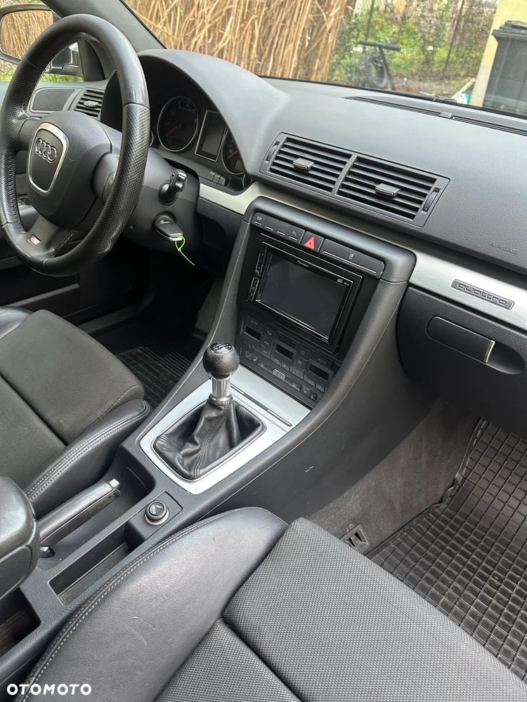 Audi A4 Avant 1.8T Quattro - 22