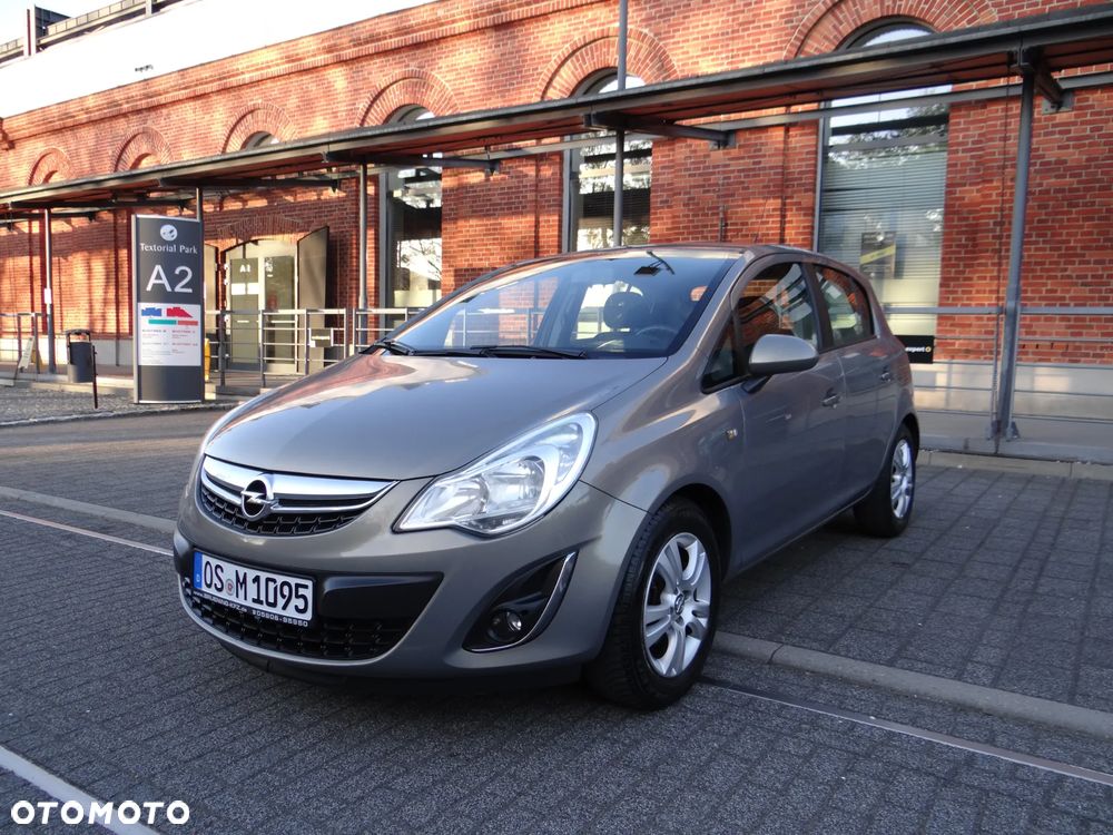 Opel Corsa 1.2 16V Enjoy - 9