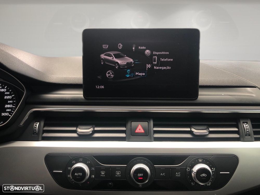 Audi A4 2.0 TDI Design S tronic - 15